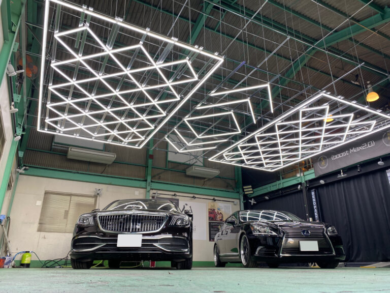 広島しゃかりきの施工施設｜ネオン照明のガレージと高級車ラインナップ（PPF・ガラスコーティング専門）